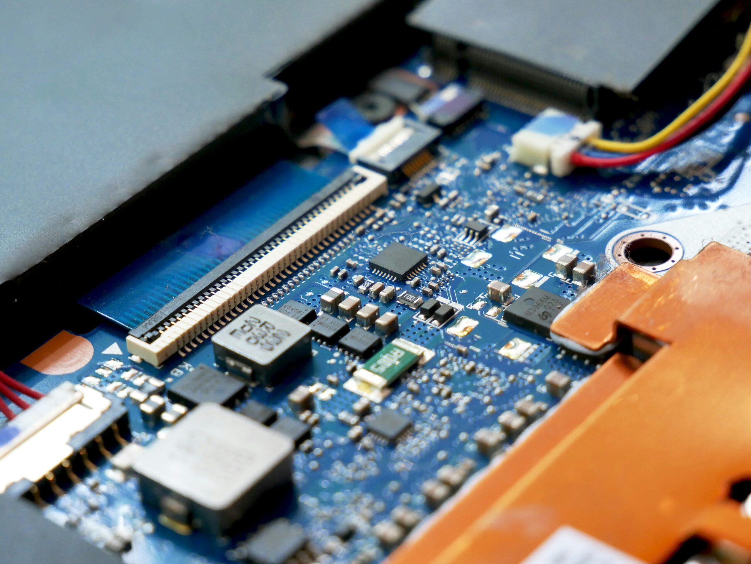 Votre PC vous ralentit ? Redonnez-lui un coup de fouet et retrouvez une fluidité optimale !