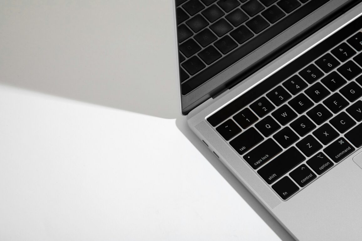 Maîtriser le Dock de votre Mac : L'Accélérateur de Productivité Indispensable