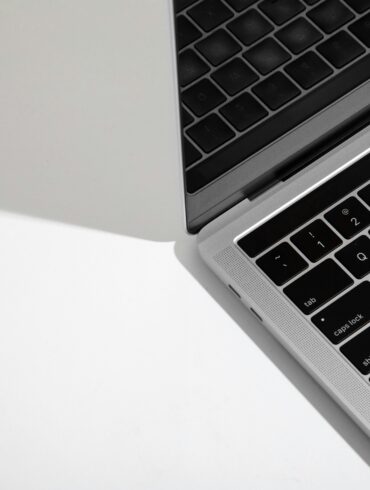 Maîtriser le Dock de votre Mac : L'Accélérateur de Productivité Indispensable