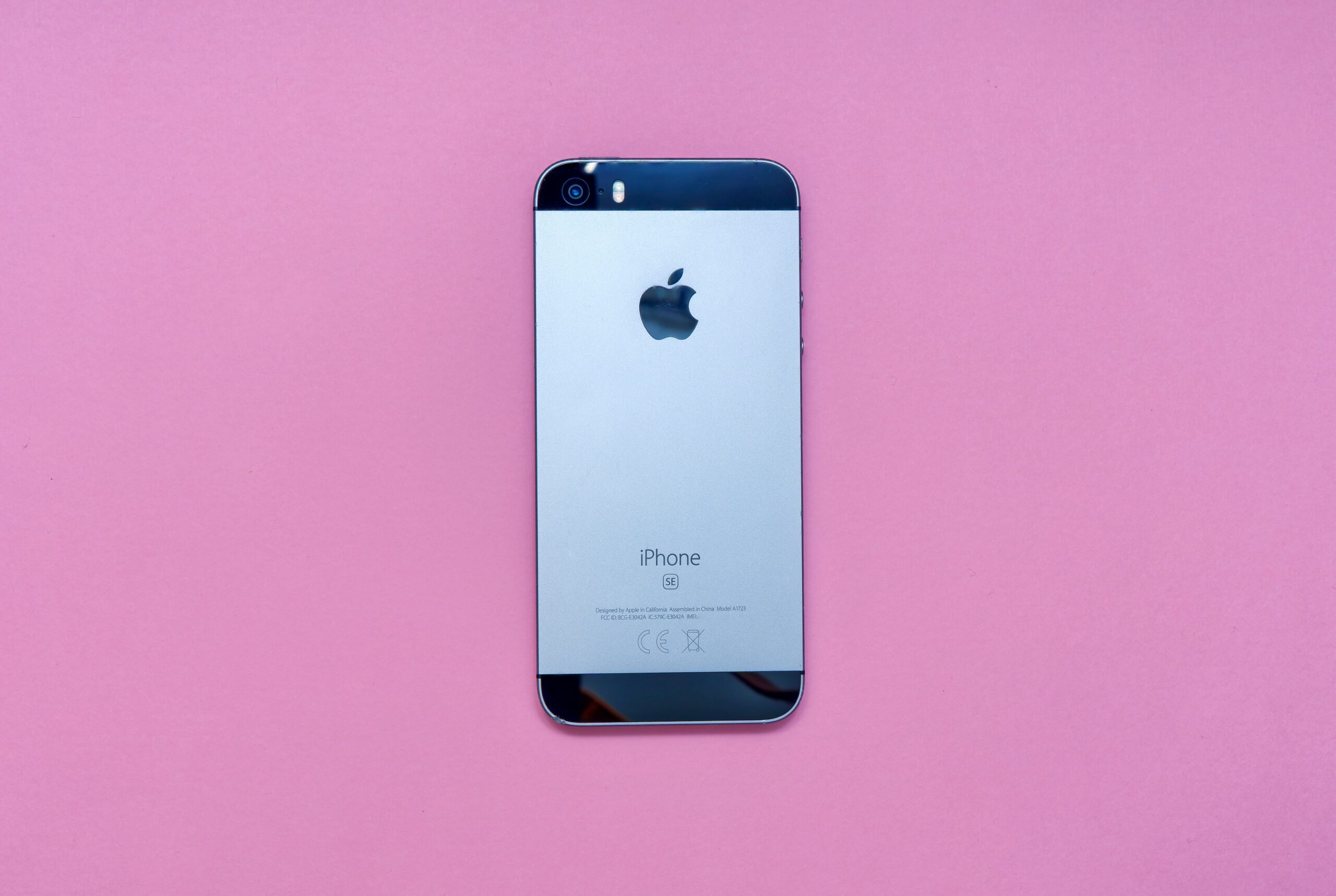 Libérez le Potentiel de Votre iPhone : Guide Complet de Déverrouillage en 2026