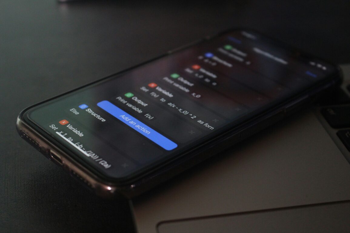 Votre Smartphone : Redonnez-lui Son Éclat d'Origine en Quelques Gestes Simples !