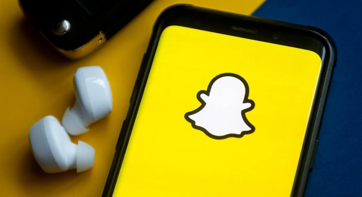 Envoyez des Snaps à Toute Votre Liste d'Amis en Une Seule Fois : Le Guide Complet (2026)