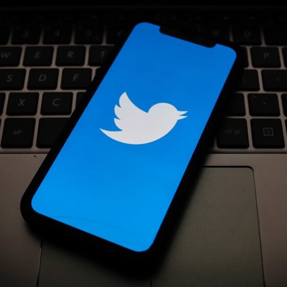 Twitter vous déconnecte sans cesse ? Les raisons et solutions en 2026